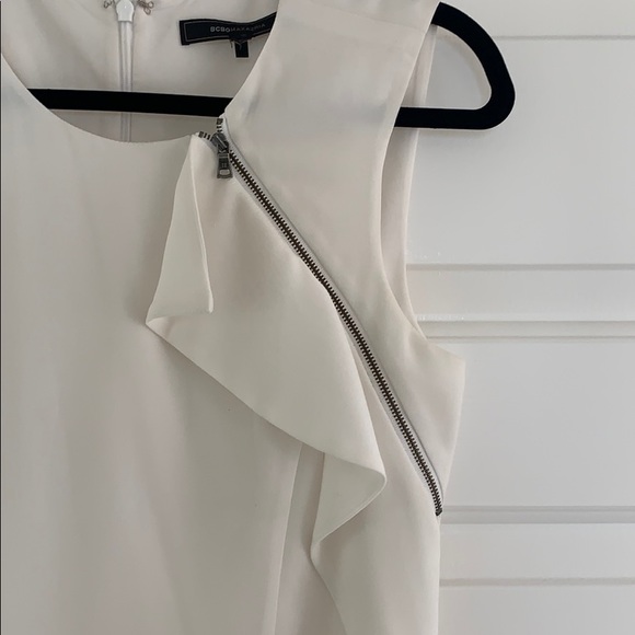 BCBG Max Azria sleeveless blouse size small - Picture 3 of 4
